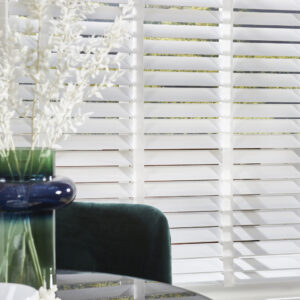 wooden venetian blind white